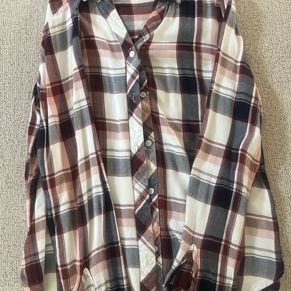 Women’s Plaid Button-Up Shirt